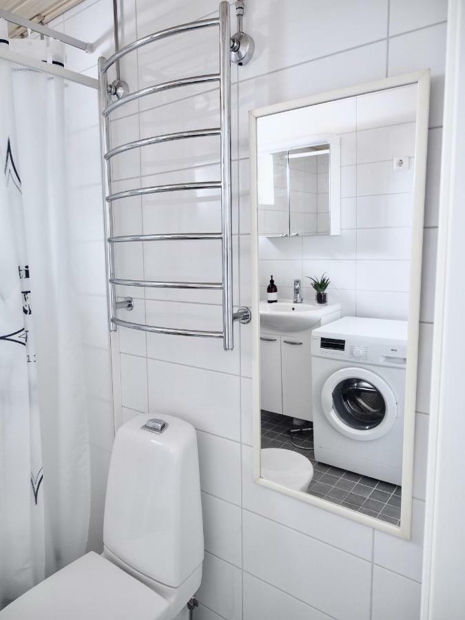 2Ndhomes Tampere "Lapintie" Apartment - Serene Apt Near Downtown At A Quiet Neighbourhood Exterior photo