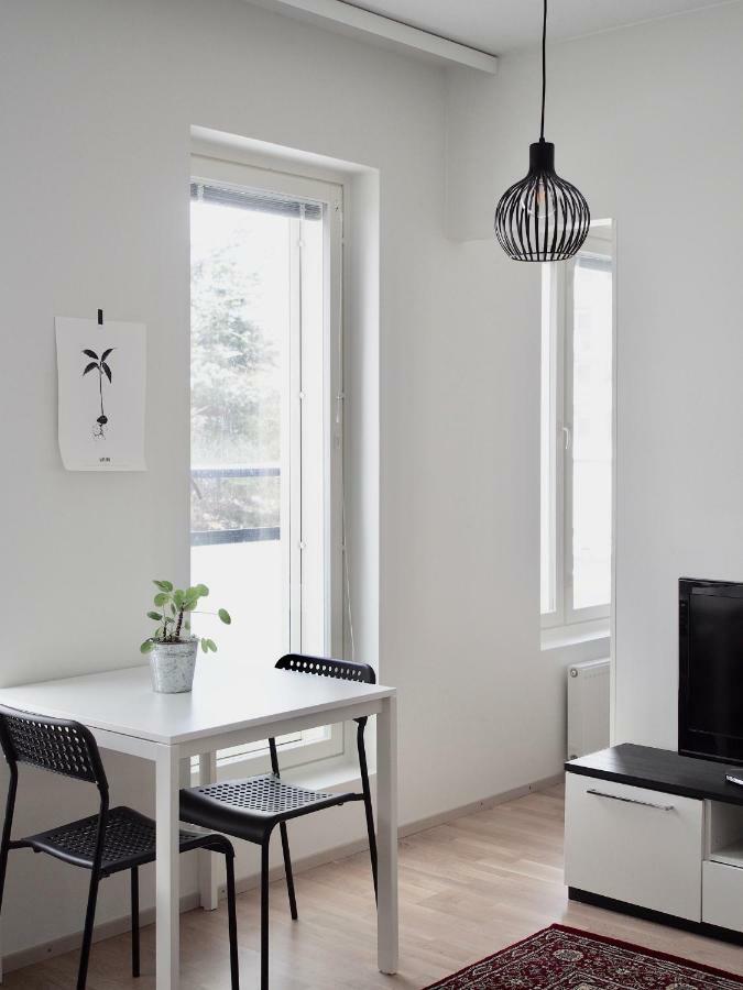 2Ndhomes Tampere "Lapintie" Apartment - Serene Apt Near Downtown At A Quiet Neighbourhood Exterior photo
